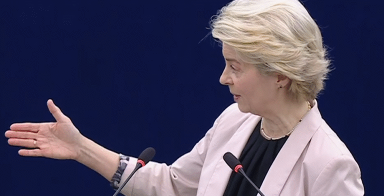 Wniosek nie przejdzie, ale kłopoty von der Leyen dopiero się zaczną