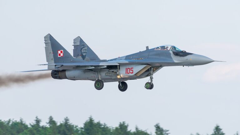 Polskie MiG-29. Rządzący wykorzystują kwestie bezpieczeństwa państwa w bieżącej rozgrywce politycznej